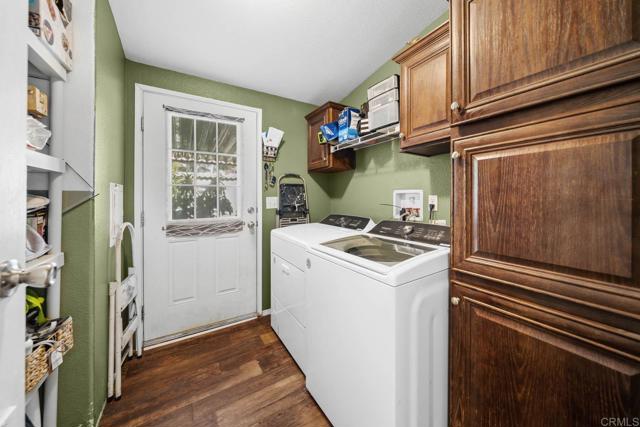 402 63Rd Street, San Diego CA: https://media.crmls.org/mediaz/75fb2442-c7d3-484f-b0f2-9167e53a7b18.jpg