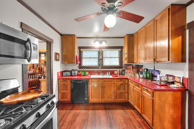 Detail Gallery Image 6 of 28 For 1266 N Mentor Ave, Pasadena,  CA 91104 - – Beds | – Baths