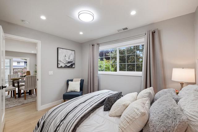 1001 Everglades Drive, Pacifica CA: https://media.crmls.org/mediaz/75fc9d76-8069-4c24-b863-9e6607257f31.jpg