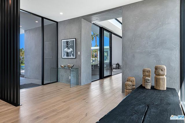 23243291 Listing Image 7