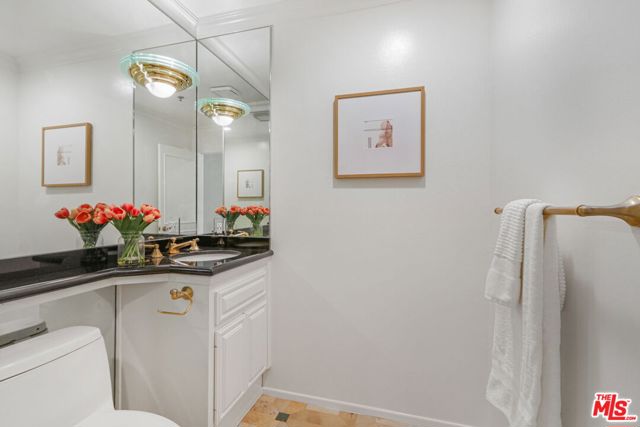 2 Bed Home for Sale in Santa Monica, California