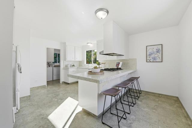 33557 3rd Street, Union City CA: https://media.crmls.org/mediaz/75fd4686-bbf2-4d98-901d-02444393178e.jpg