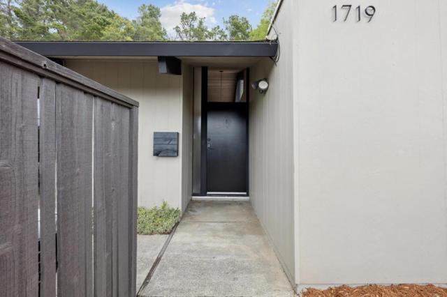1719 Yorktown Road, San Mateo CA: https://media.crmls.org/mediaz/75fe5781-9548-4fd4-8b82-2dd9837925d2.jpg