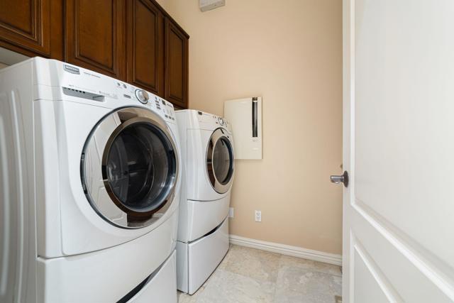 81220 Victoria Lane, La Quinta CA: https://media.crmls.org/mediaz/75fe801e-e3c3-48fe-bb95-1df6929ce003.jpg