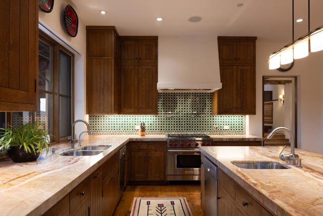 Image 7 of 21 For 2 Touche