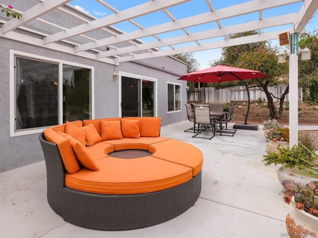 14813 Morningside Dr, Poway CA: https://media.crmls.org/mediaz/75fecd73-933a-4e57-b36a-1ece8ccdd7da.jpg