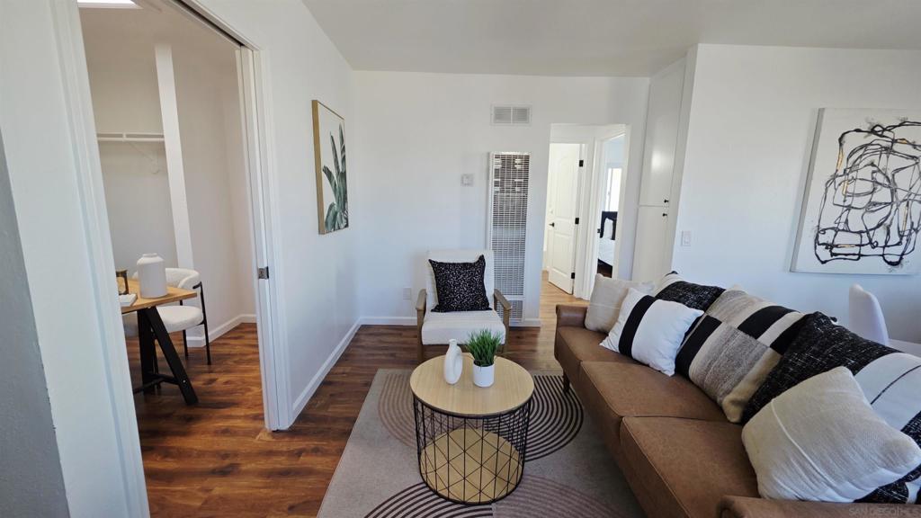 MLS #250032598SD image #15