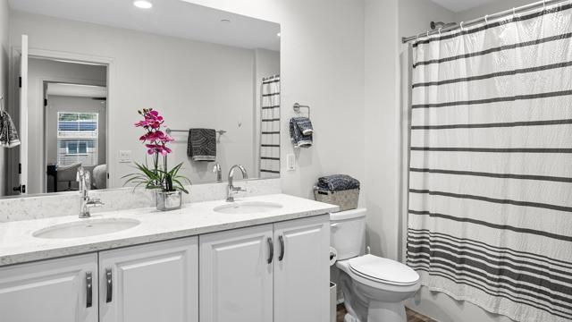 27924 Barley Court, Valley Center CA: https://media.crmls.org/mediaz/76013af2-f681-43b9-86ae-55e4e95d964c.jpg