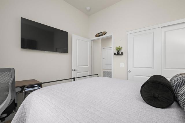 Detail Gallery Image 26 of 50 For 2049 Bravo Loop #6,  Chula Vista,  CA 91915 - 3 Beds | 3 Baths