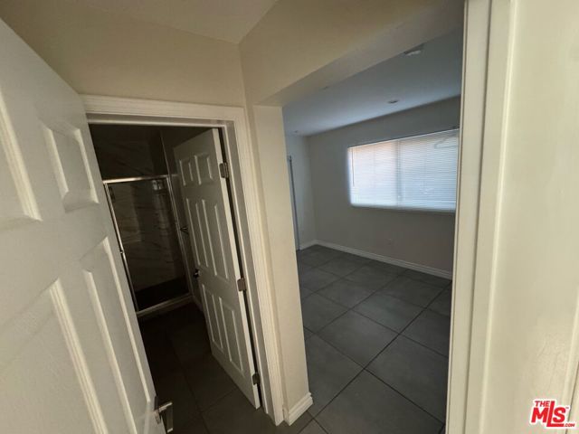 3519 1/2 Denker Avenue, Los Angeles CA: https://media.crmls.org/mediaz/7602ee47-4fd9-47b7-980c-5ac38357aa14.jpg