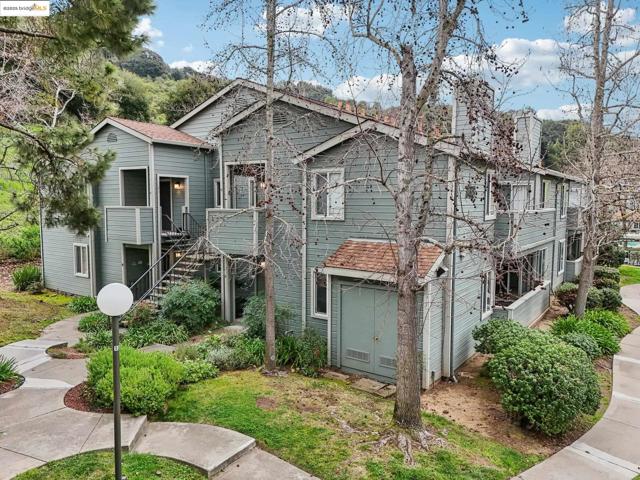 Image 18 of 26 For 740 Canyon Oaks Dr  A