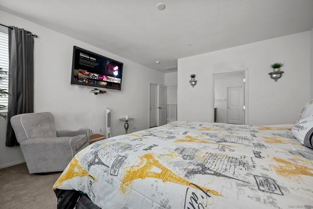 Image 23 of 32 For 38512 Rosegate Pl