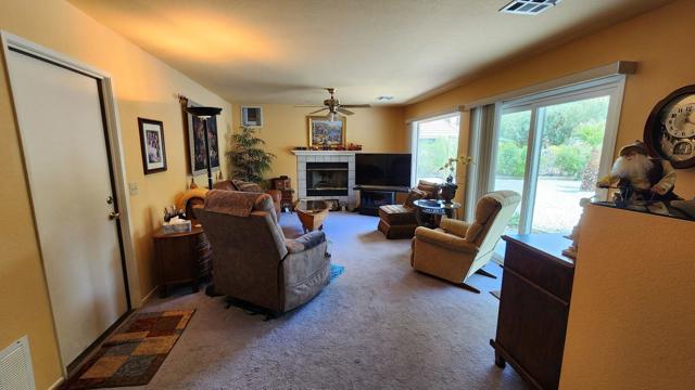 2600 N Farrell Drive, Palm Springs CA: https://media.crmls.org/mediaz/7604ca09-e2a5-40c2-bea8-579c07a42351.jpg