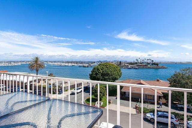 390 San Antonio Ave, San Diego, California 92106, 2 Bedrooms Bedrooms, ,2 BathroomsBathrooms,Condominium,For Sale,San Antonio Ave,240028519SD