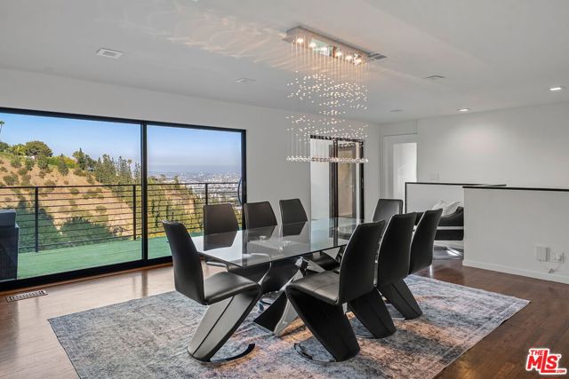 8514 Hillside Avenue, Los Angeles CA: https://media.crmls.org/mediaz/7606d1b6-ea7f-4c06-b893-146be097630a.jpg