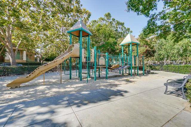 157 Irene Court, Mountain View CA: https://media.crmls.org/mediaz/76076572-d3a4-4f5f-b140-55f07c99c5fe.jpg