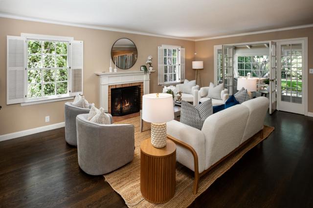 453 N California Avenue, Palo Alto CA: https://media.crmls.org/mediaz/76085392-7ec0-4a7d-877a-d094a530d8f5.jpg