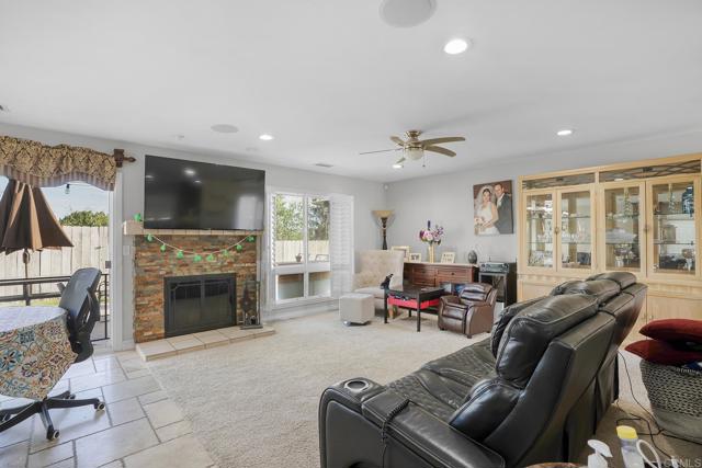 1234 El Mio Drive, El Cajon CA: https://media.crmls.org/mediaz/7608ecb6-7a5f-4d74-a240-afefc76394dc.jpg