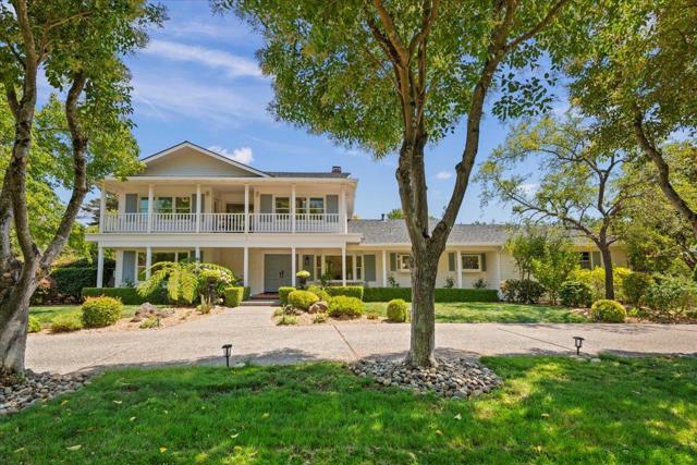 14228 Amherst Court, Los Altos Hills CA: https://media.crmls.org/mediaz/760aa16f-bfff-44ba-96cd-3a650f33e76a.jpg