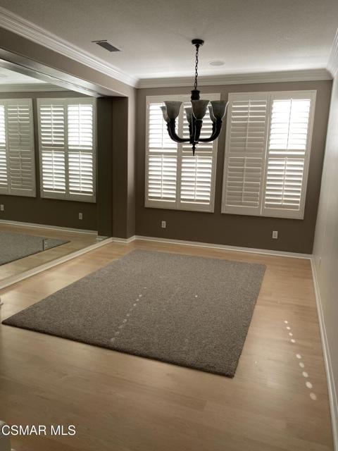 3082 Eaglewood Avenue, Thousand Oaks CA: https://media.crmls.org/mediaz/760d3b46-88d6-4b52-b4cf-7cf58a7dbe97.jpg