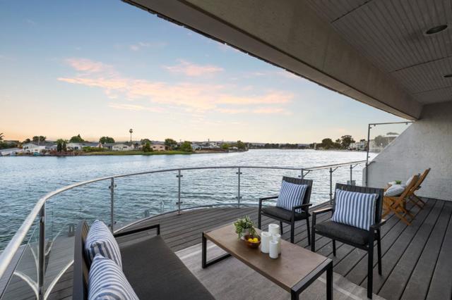 464 Fathom Drive, San Mateo CA: https://media.crmls.org/mediaz/760dcb38-bc5f-4e8e-945e-eae85d9da6c5.jpg