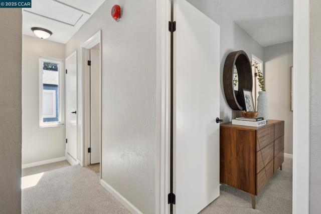 250 Ashley Circle, Danville CA: https://media.crmls.org/mediaz/760e399a-9439-4b30-99d2-d3662e24b667.jpg