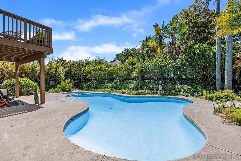 MLS #250034280SD img 28