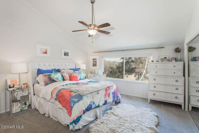 191 Rockrose Lane, Oak Park CA: https://media.crmls.org/mediaz/760f8e84-6b73-4144-8fe8-8f1451d3e7d6.jpg