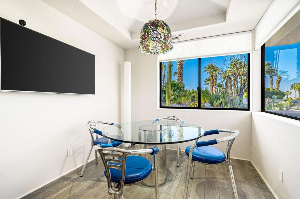 MLS #219137945DA image #17