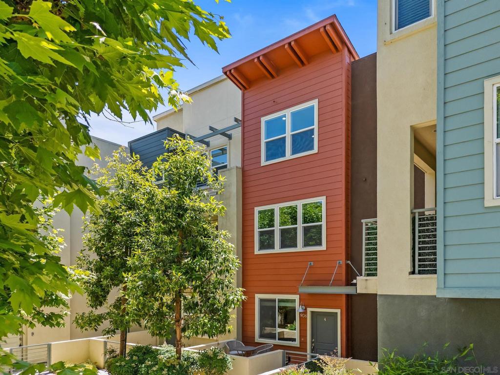 316 Antoni Glen #906