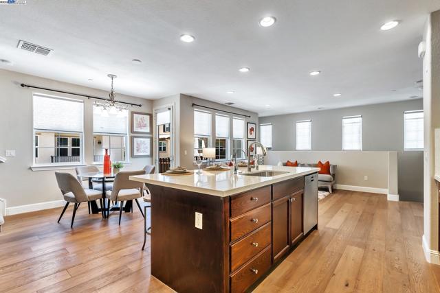 1038 S Monarch, San Ramon CA: https://media.crmls.org/mediaz/76116568-e3d2-401d-918e-839fa2bcb628.jpg