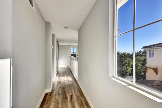 2043 Sonador Commons, San Jose CA: https://media.crmls.org/mediaz/7612d9db-984d-4f3a-b9e1-4999952a0089.jpg