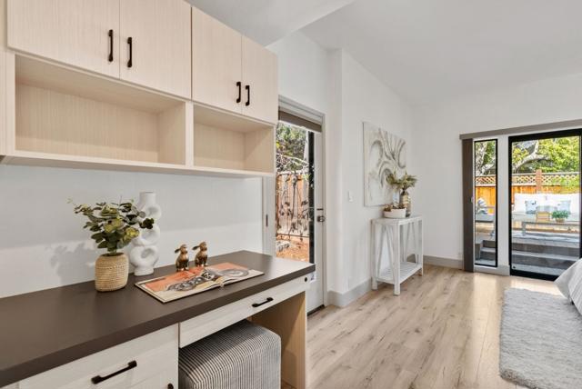 639 Middlefield Road, Palo Alto CA: https://media.crmls.org/mediaz/7612f1ba-3ae5-4ee8-84b1-d6b5d3773392.jpg