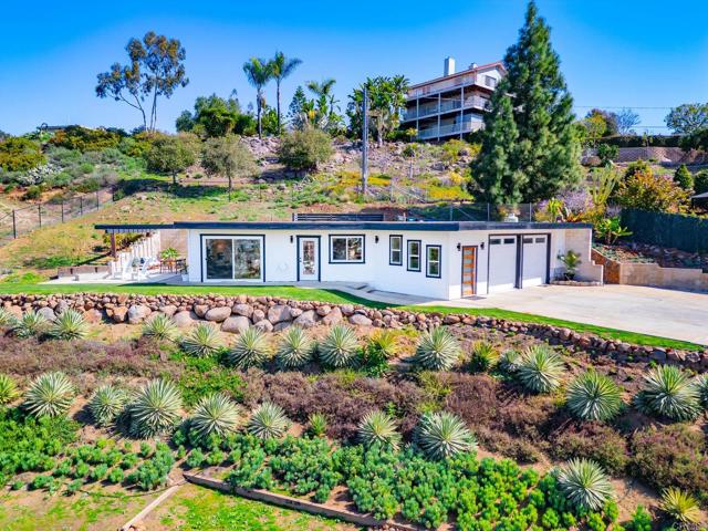 Detail Gallery Image 1 of 1 For 1653 San Luis Rey Ave, Vista,  CA 92084 - 3 Beds | 2 Baths