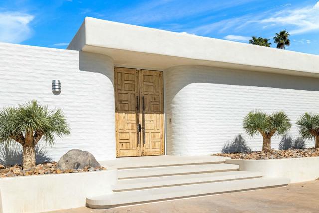 71000 Tamarisk Lane, Rancho Mirage CA: https://media.crmls.org/mediaz/76136329-376e-47b7-a860-9e69589f9be6.jpg