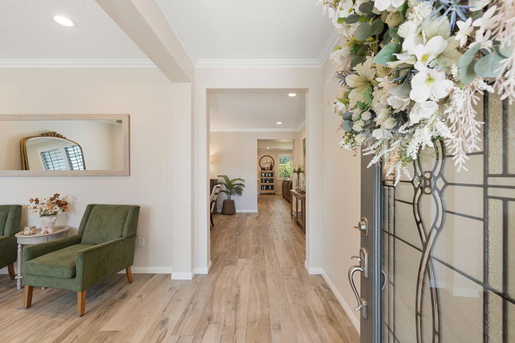 MLS #219135588DA image #3