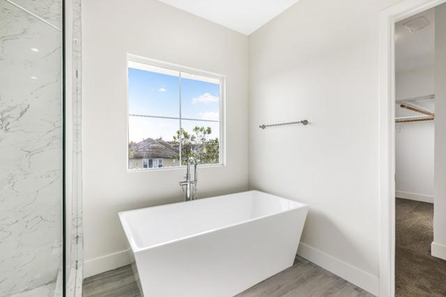 401 San Luis Avenue, Watsonville CA: https://media.crmls.org/mediaz/7615b235-3061-40b4-a3b9-8fbe5774d90f.jpg