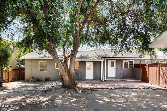 114 S Canyon Boulevard, Monrovia CA: https://media.crmls.org/mediaz/7615ea8d-cee9-4743-8df3-29adc2c321af.jpg