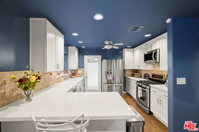 2365 Old Topanga Canyon Road, Topanga CA: https://media.crmls.org/mediaz/7615f936-e571-42f5-a320-f95ace165478.jpg