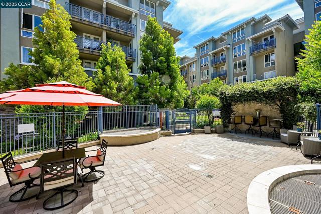 5501 De Marcus Blvd, Dublin CA: https://media.crmls.org/mediaz/7616ed16-100a-46b0-9583-b16702e2a222.jpg