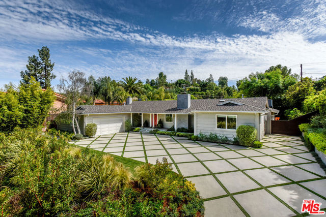 16722 Adlon Road photo 2