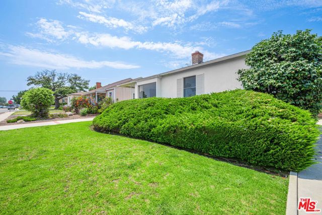 7711 Naylor Avenue, Los Angeles, California 90045, 3 Bedrooms Bedrooms, ,2 BathroomsBathrooms,Single Family Residence,For Sale,Naylor,24413387