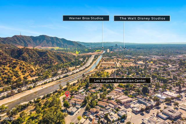 1533 Rancho Avenue, Glendale CA: https://media.crmls.org/mediaz/76192896-04d9-43d3-9b51-701bc1d4c335.jpg