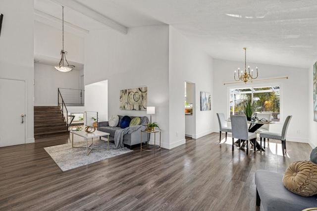 464 Archglen Way, San Jose CA: https://media.crmls.org/mediaz/7619df5d-7ebb-4458-9abb-e0be0173e735.jpg