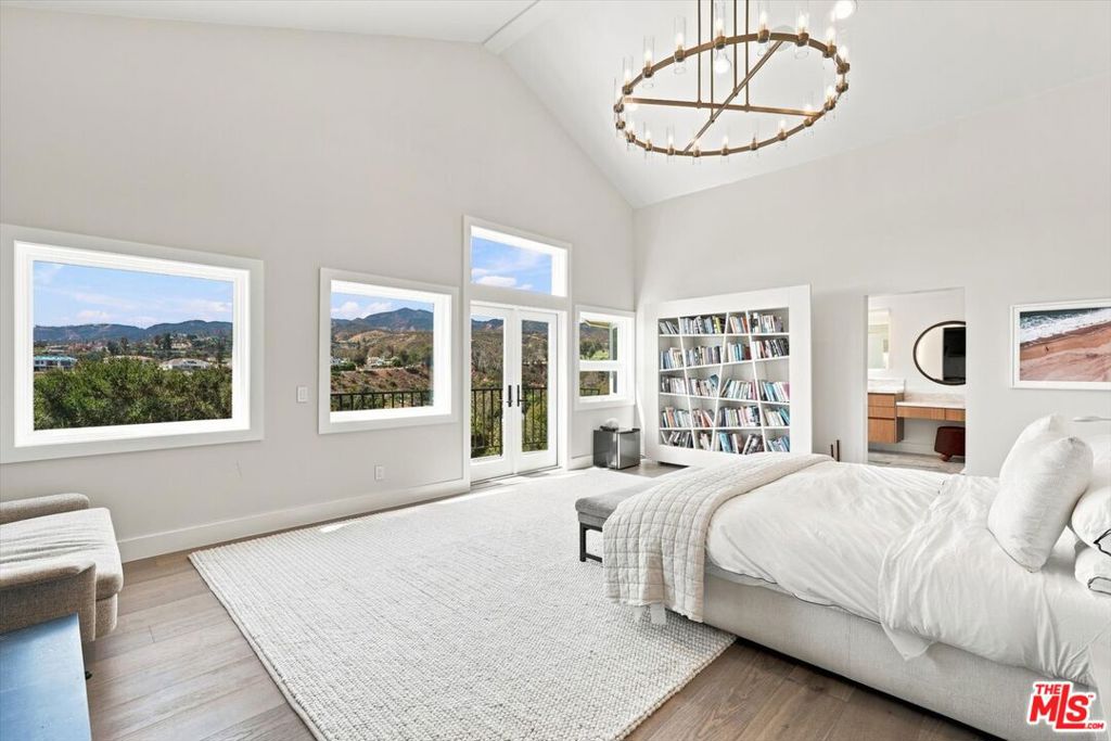 MLS #26874513 image #26