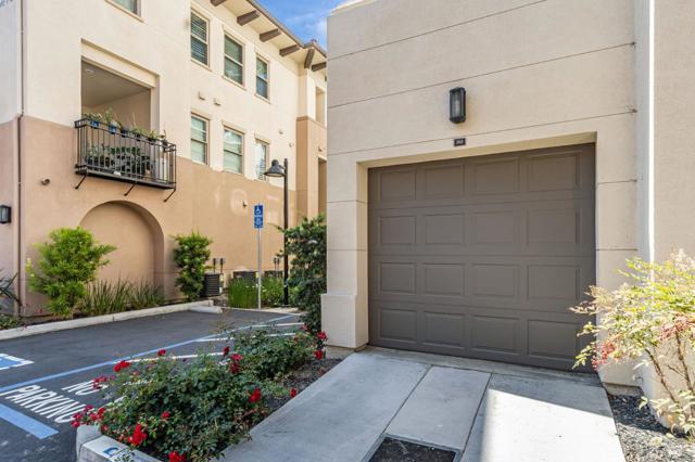 1057 Foxglove Place, San Jose CA: https://media.crmls.org/mediaz/761d1ec8-415a-4a11-b027-eed000079fa0.jpg