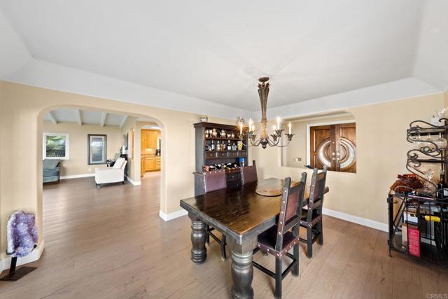 6130 Terryhill Drive, La Jolla CA: https://media.crmls.org/mediaz/761d8981-08f0-4a38-90f1-8098abec9f92.jpg