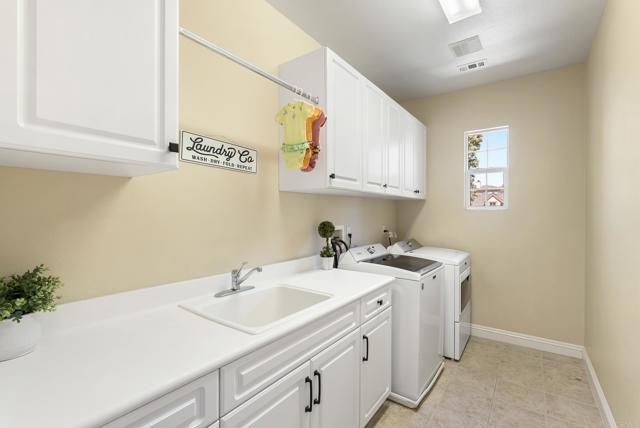 Detail Gallery Image 42 of 73 For 6257 Alverton, Carlsbad,  CA 92009 - 5 Beds | 4/1 Baths