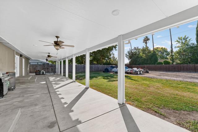 1110 California Avenue, Dos Palos CA: https://media.crmls.org/mediaz/761eb5bf-8a7a-43aa-994f-ff6413e64ff6.jpg