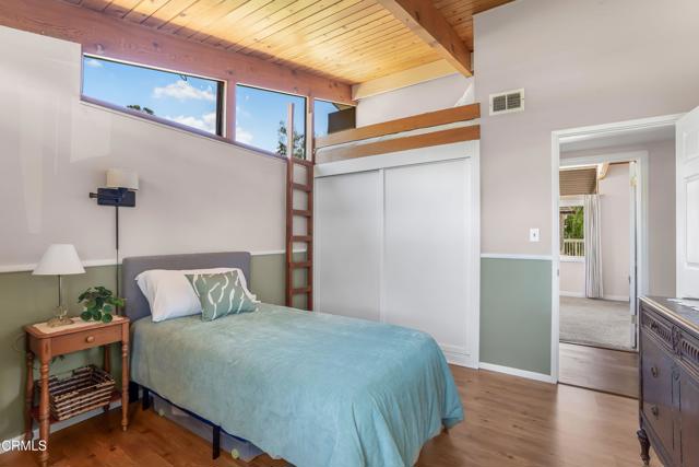 4290 Aspen Lane, Somis CA: https://media.crmls.org/mediaz/761ec92c-b46e-4d48-a8b7-38f1421c9034.jpg